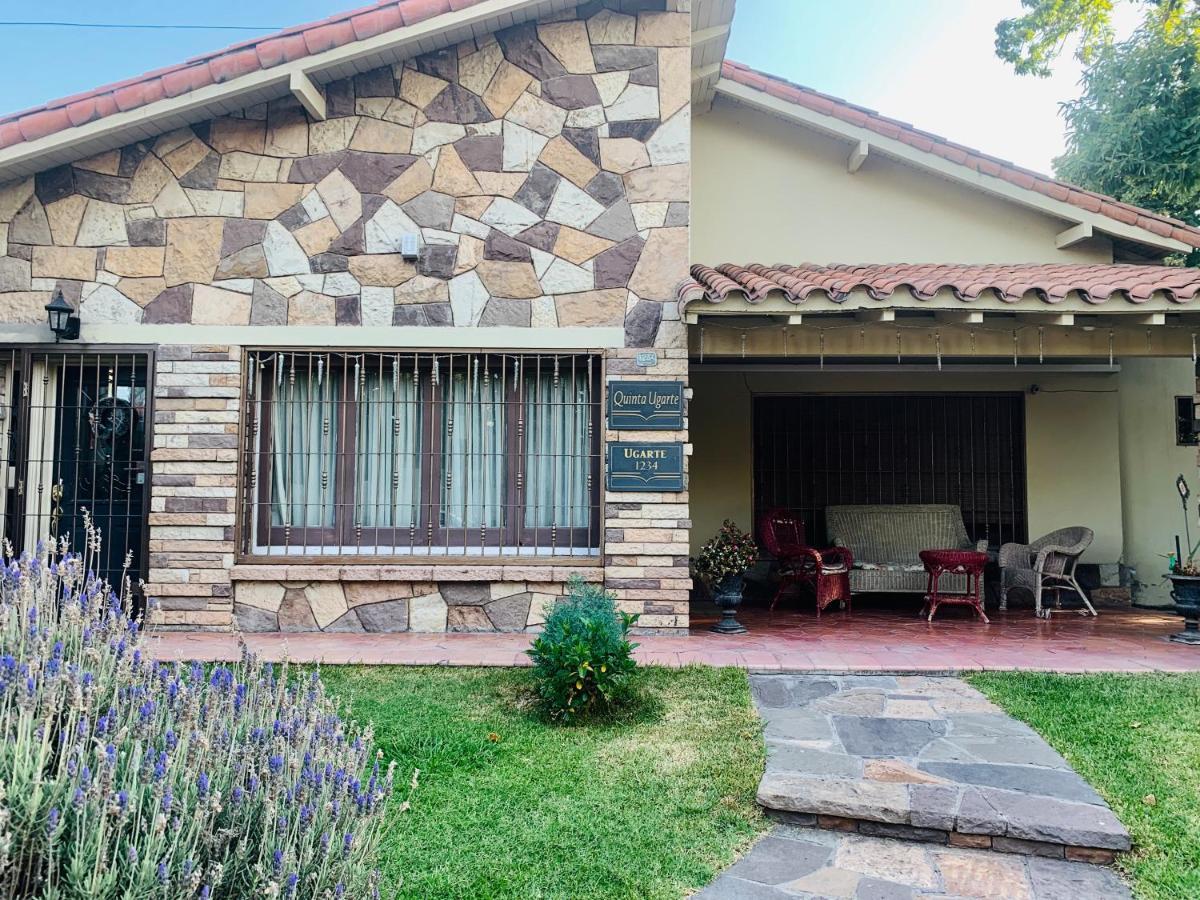 Bed and Breakfast Quinta Ugarte Лухан-де-Куйо Экстерьер фото