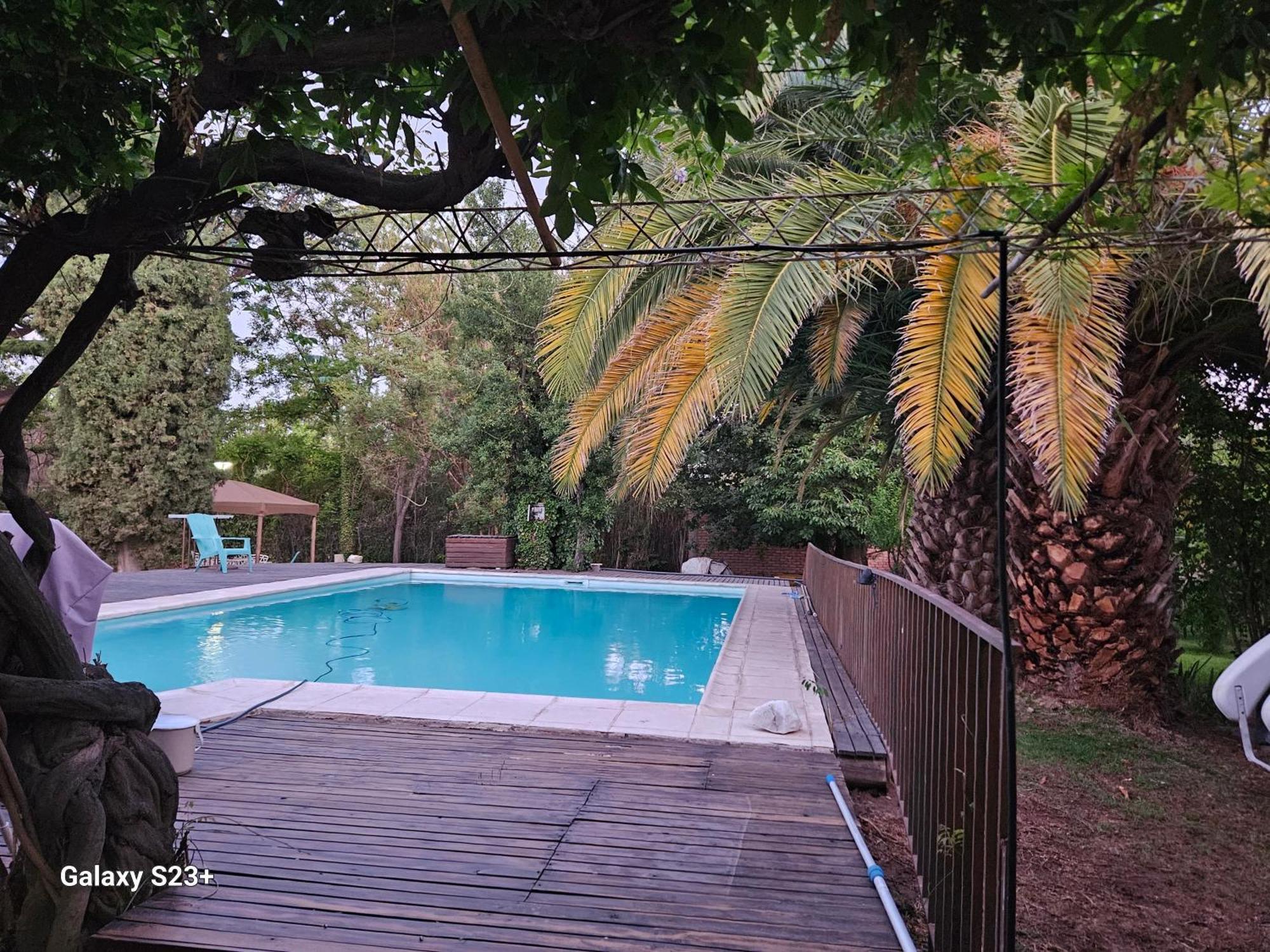 Bed and Breakfast Quinta Ugarte Лухан-де-Куйо Экстерьер фото
