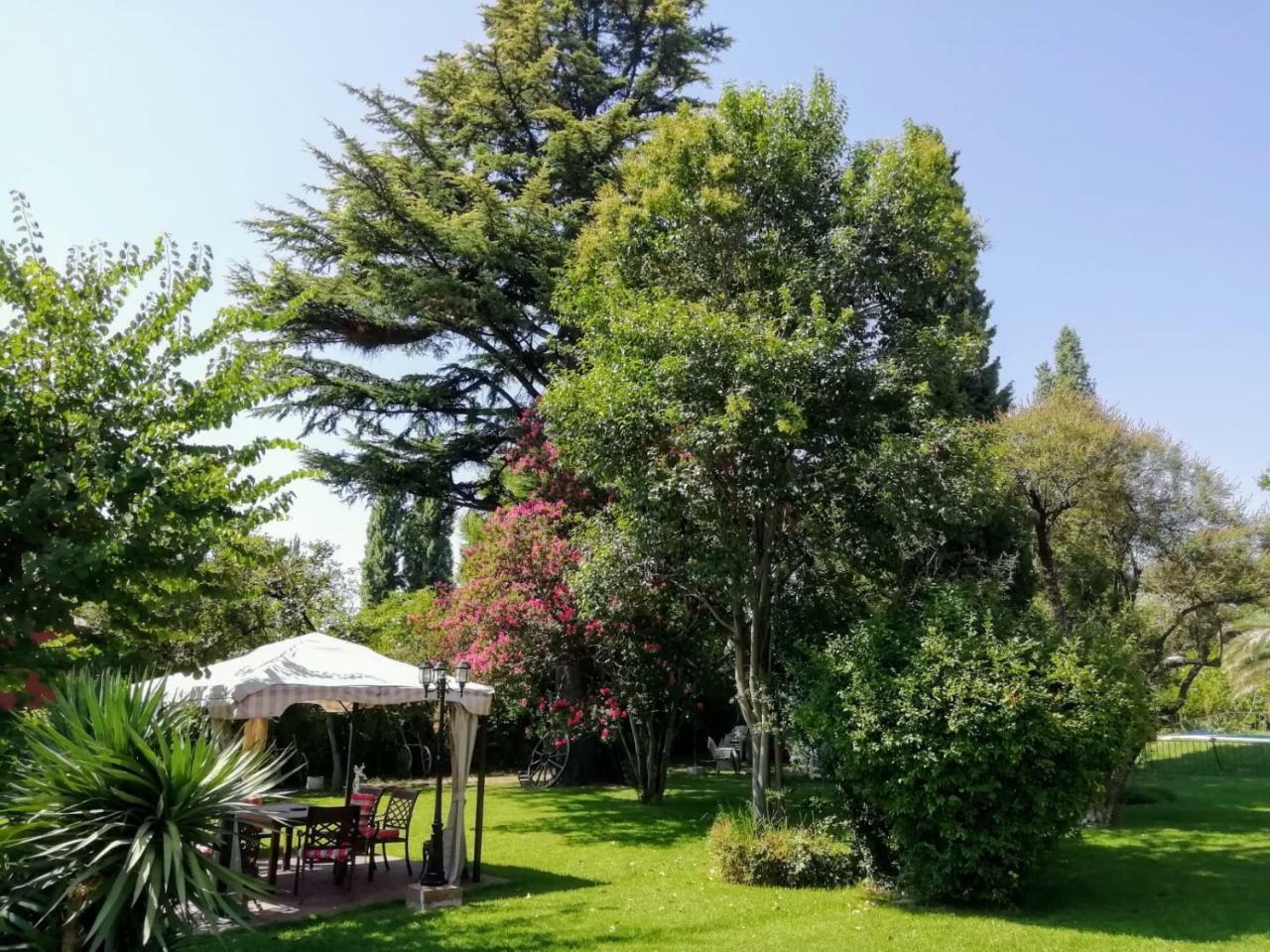 Bed and Breakfast Quinta Ugarte Лухан-де-Куйо Экстерьер фото