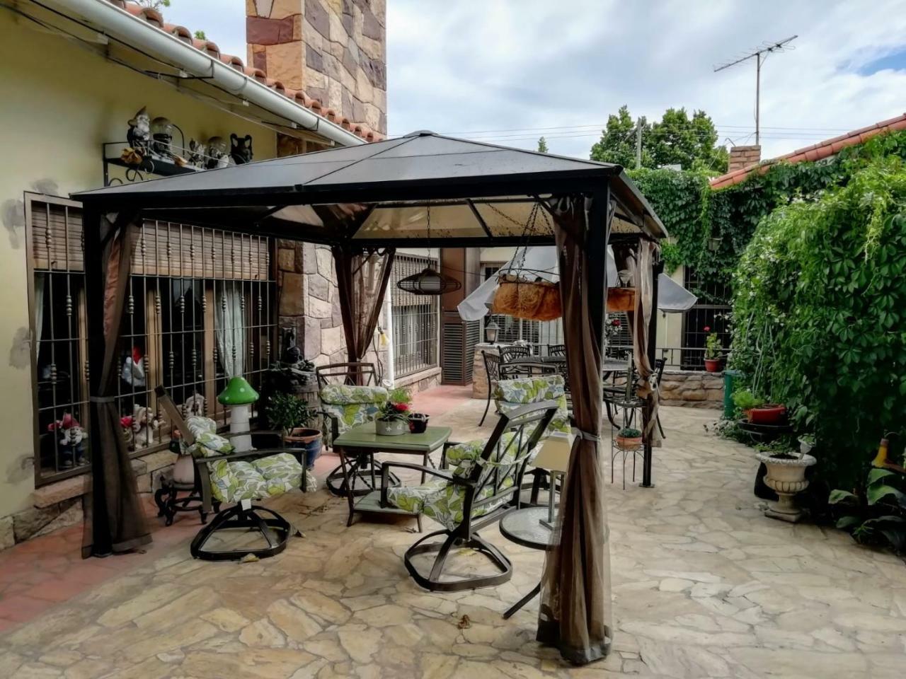 Bed and Breakfast Quinta Ugarte Лухан-де-Куйо Экстерьер фото